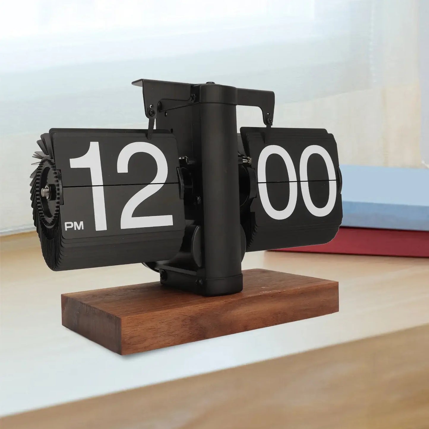 Retro Table Clock